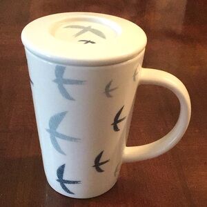 DavidsTea Davids Tea The Perfect Cup 12 oz Blue Birds Ceramic Mug with Lid